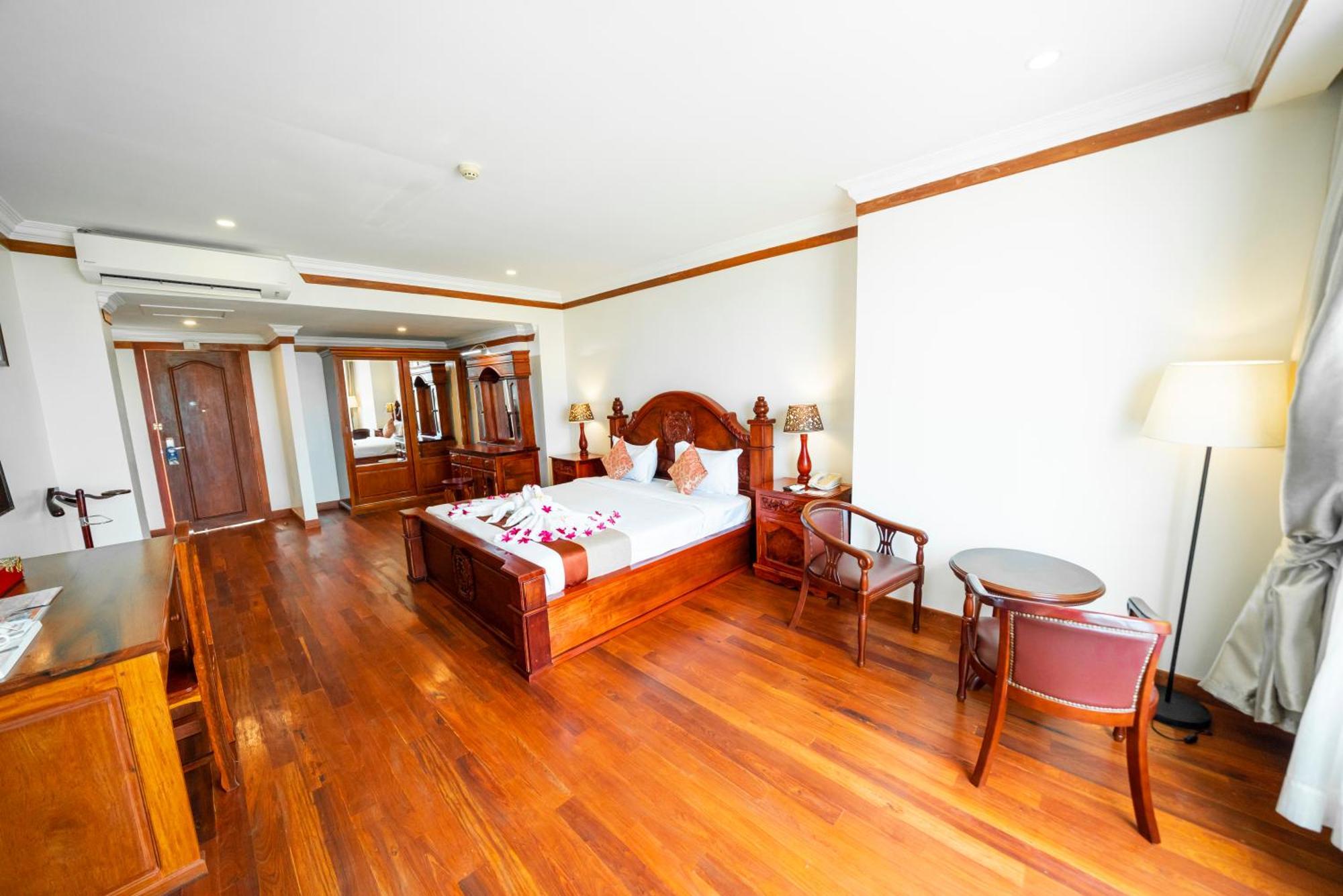 Pursat Riverside Hotel & Spa Εξωτερικό φωτογραφία