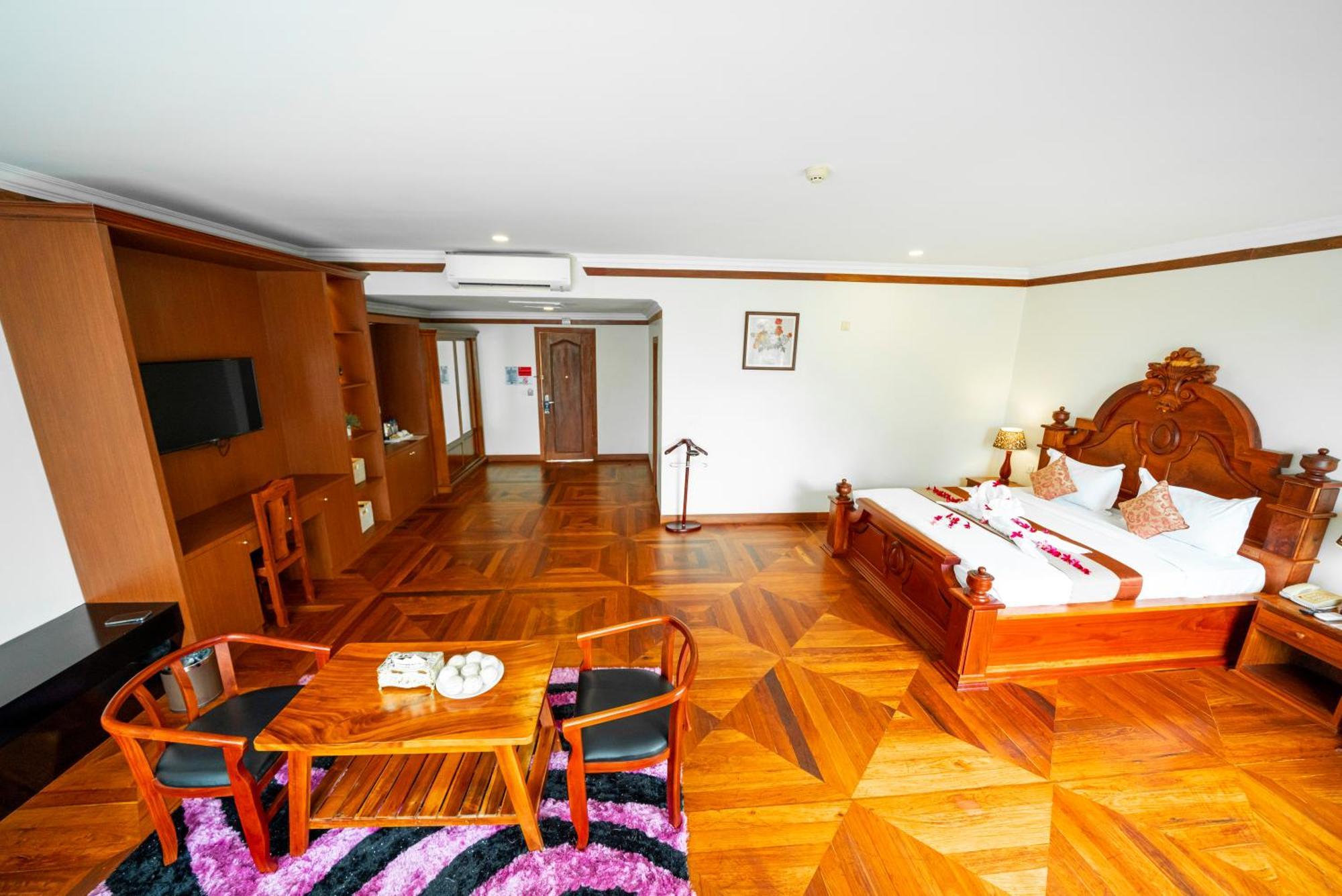 Pursat Riverside Hotel & Spa Εξωτερικό φωτογραφία